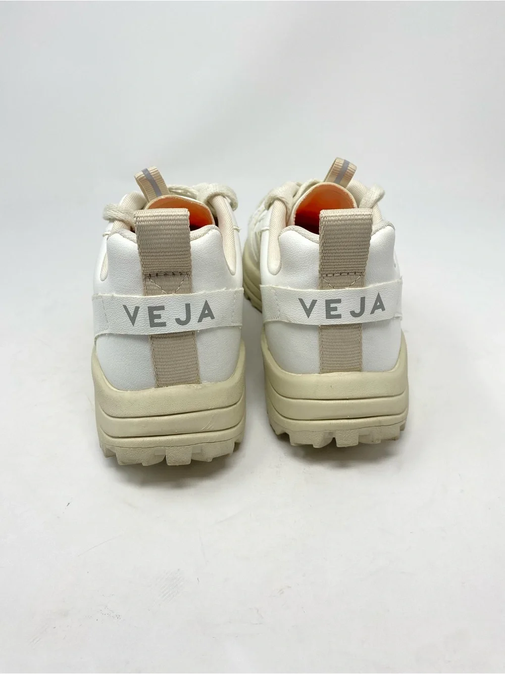 VEJA Venturi CWL White Pierre Womens Sneakers 8